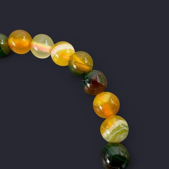 Striped Agate Gemstone Bead Bracelet 6mm - Picture 3 of 4